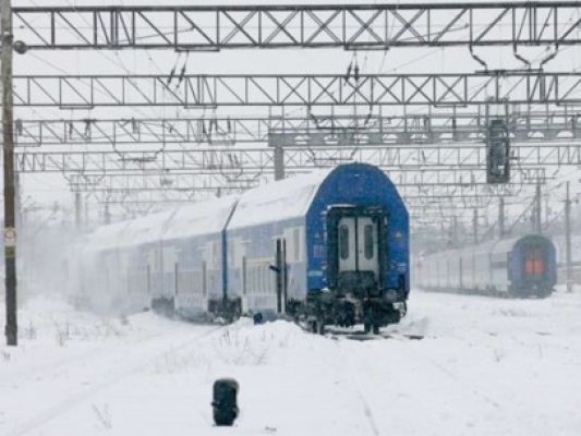 Un tren care circula pe ruta Constanţa-Bucureşti a deraiat